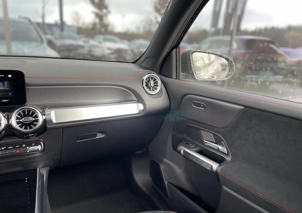Mercedes-Benz EQB cena 271700 przebieg: 5, rok produkcji 2023 z Korsze małe 154
